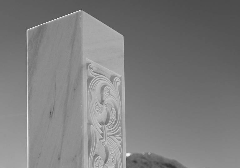 File:Stele Müstair04.jpg