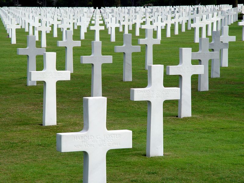File:67 US Friedhof.jpg