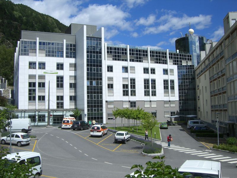 File:Krankenhaus Schlanders 2.jpg