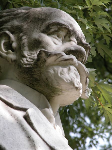 File:Dvor 3.JPG